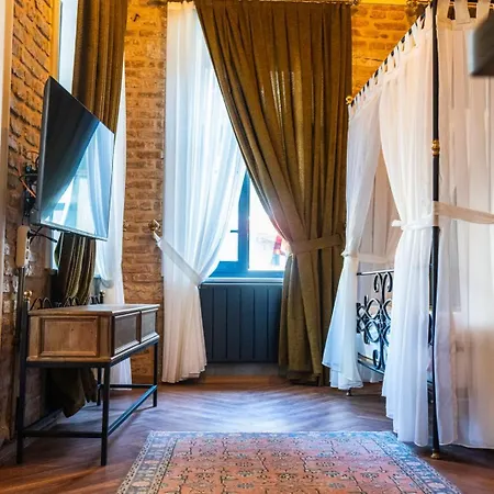 Hotel Karakoy De La Chapella 3*