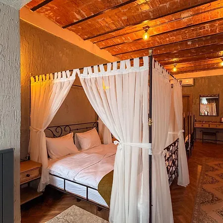 Karakoy De La Chapella Hotel 3*